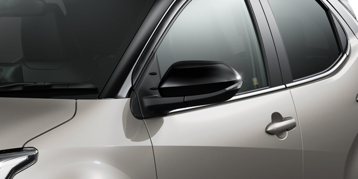 TOYOTA YARIS [Rear-view Mirror]